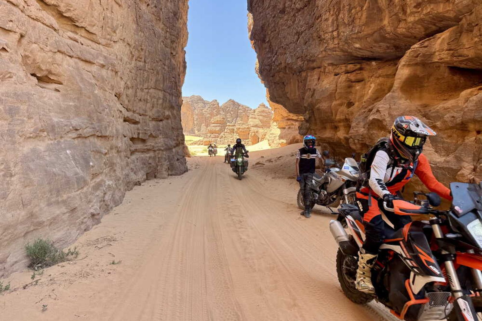 Süd-algerische Sahara: Motorradreise mit Enduros